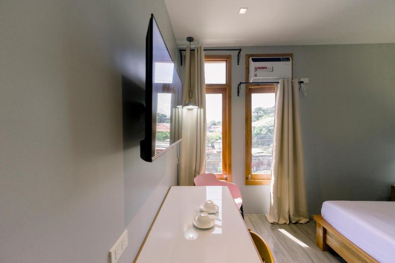 Madonna Hometel And Suites New Pandan Panabo Luaran gambar