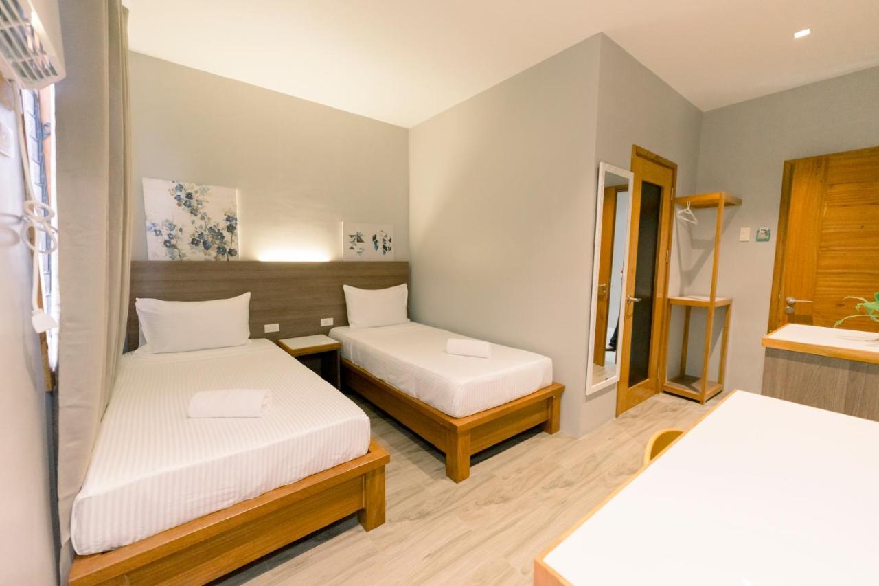 Madonna Hometel And Suites New Pandan Panabo Luaran gambar
